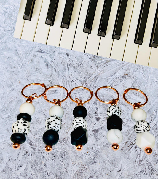 Music note silicone beaded keychains.  music notes. keychains. piano. music lovers. gift