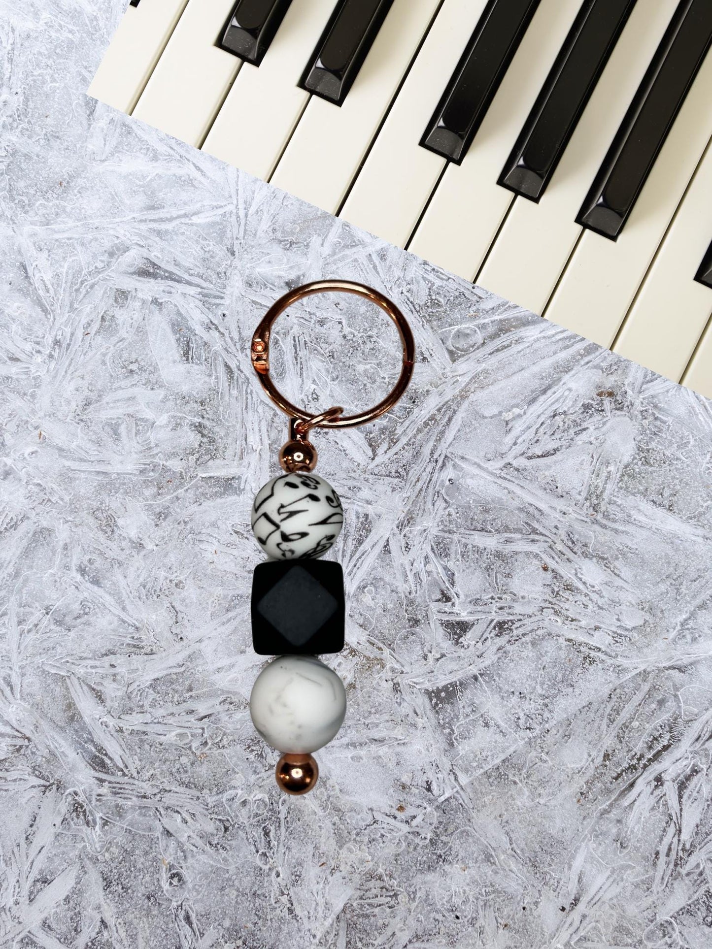 Music note silicone beaded keychains.  music notes. keychains. piano. music lovers. gift