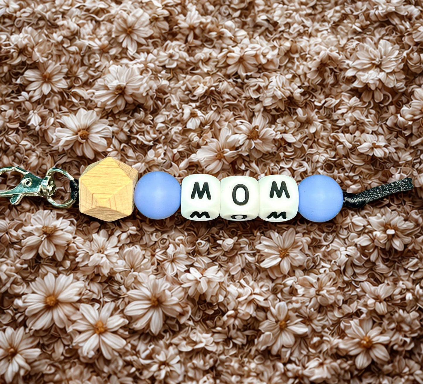 Handmade Key clips for Mom, Mama and Mommy.  - Mother’s gift idea.